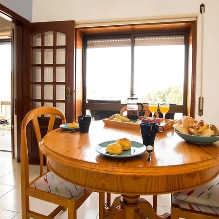 Haus Der Scheinwerfer Mit Freier Garage By Interhome Gafanha da Nazare