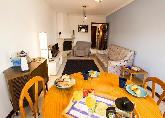 Haus Der Scheinwerfer Mit Freier Garage By Interhome Apartment Gafanha da Nazare