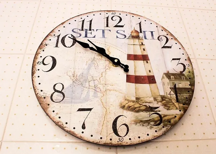 Haus Der Scheinwerfer Mit Freier Garage By Interhome Apartment