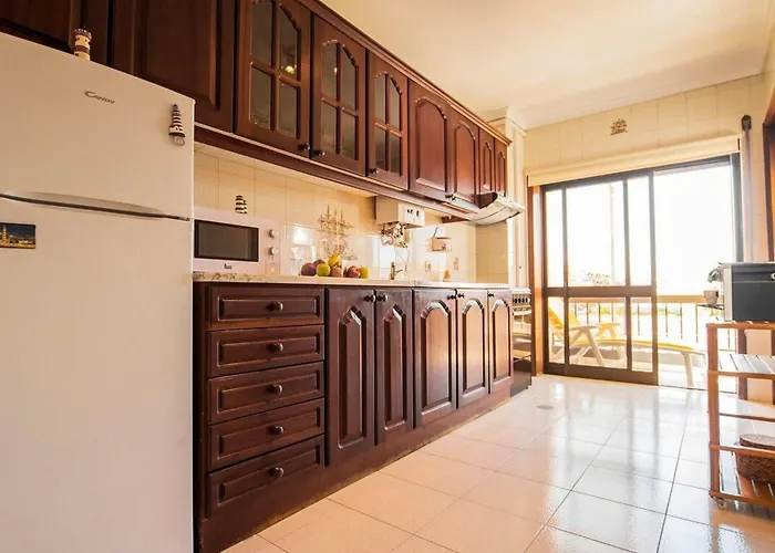 Haus Der Scheinwerfer Mit Freier Garage By Interhome Apartment *